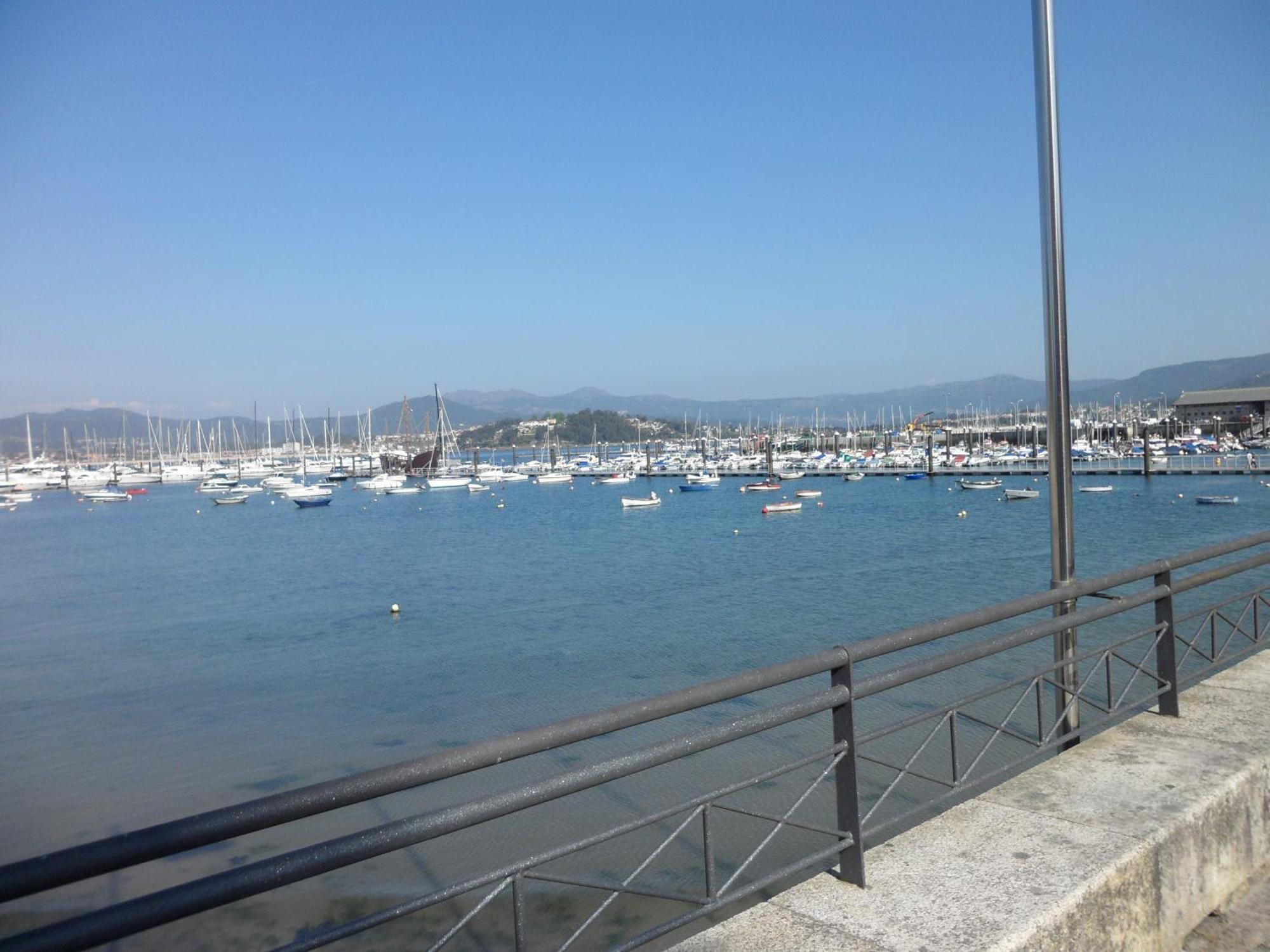 Hotel Avenida Baiona Sabaris エクステリア 写真