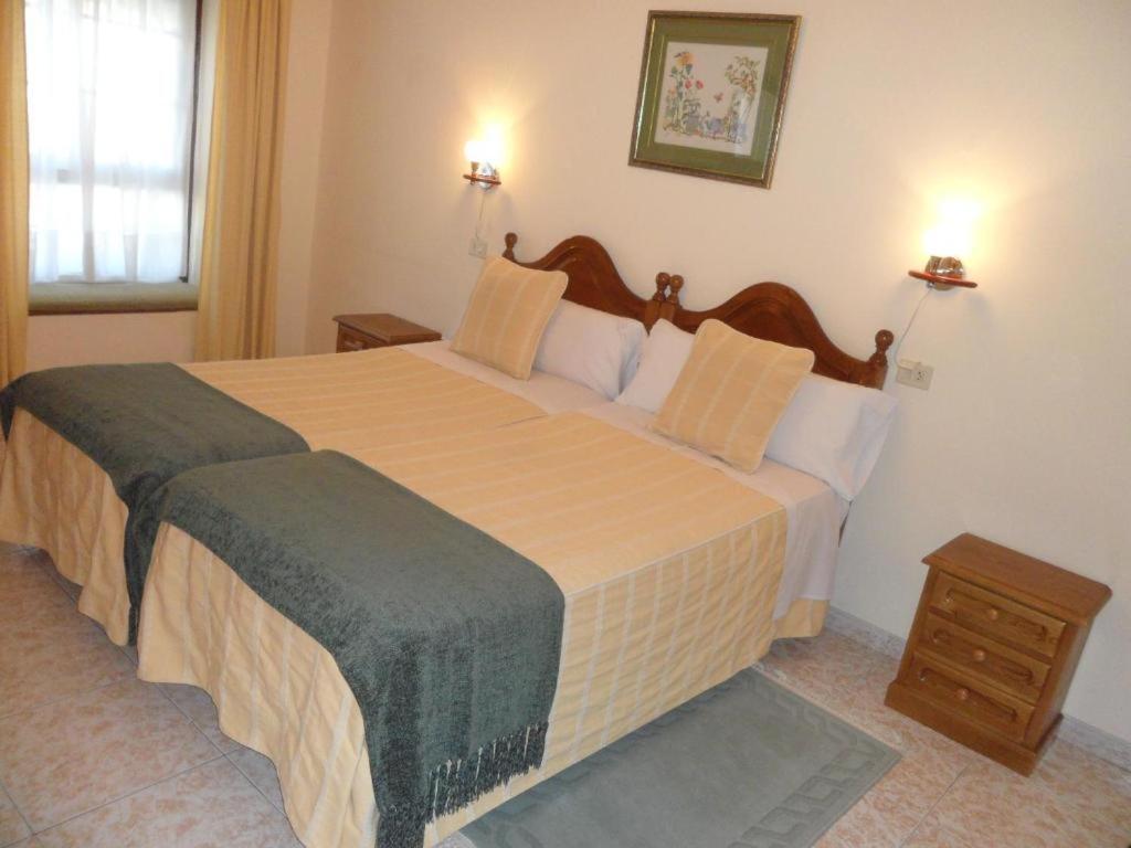 Hotel Avenida Baiona Sabaris エクステリア 写真