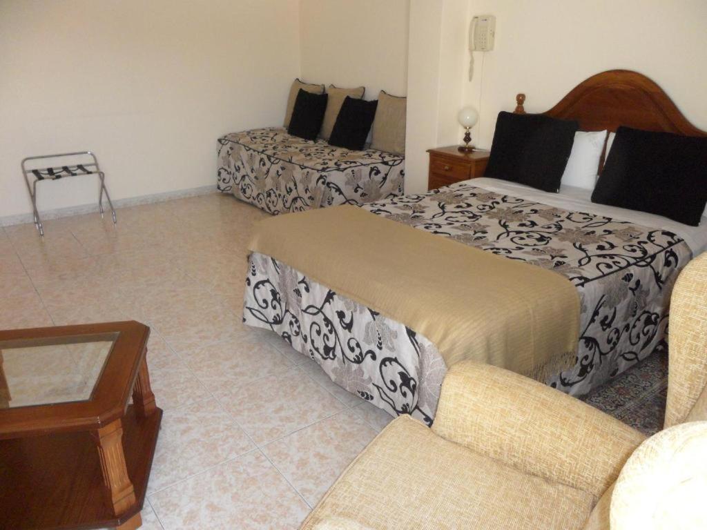 Hotel Avenida Baiona Sabaris エクステリア 写真